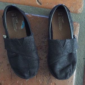 TOMS slip-ons